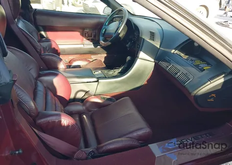 1993 Chevrolet Corvette z USA, uszkodzony, nr VIN 1G1YY33P0P5118593